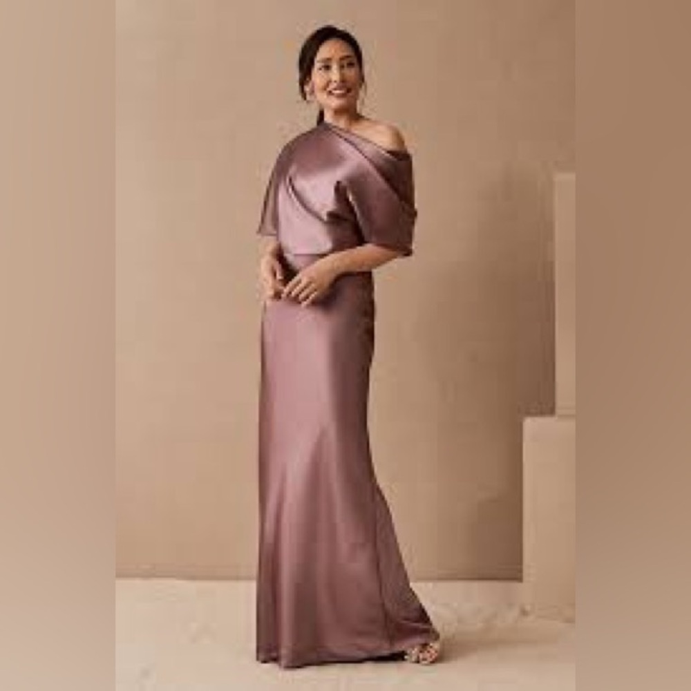 BHLDN Amsale
Draped Satin One Shoulder Dress